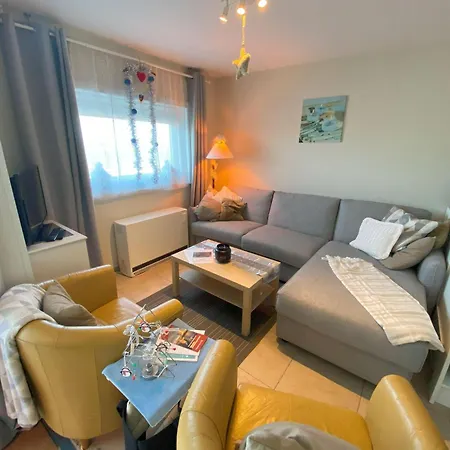 Cozy With A View Of The Canal דירה